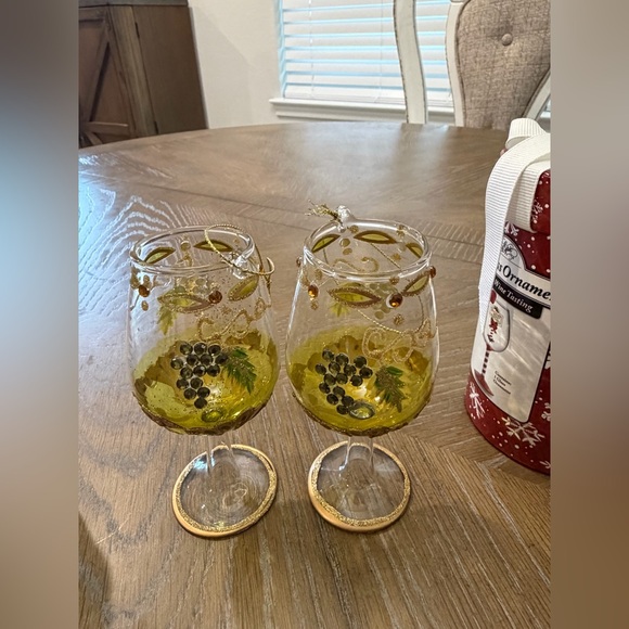 Assorted Wine and Grape Christmas Tree Ornament Set 32 Pieces - Picture 9 of 15